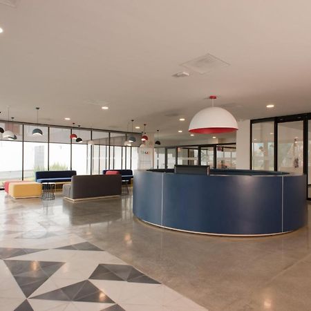 Livup Suites En Zona Iteso Zapopan Luaran gambar