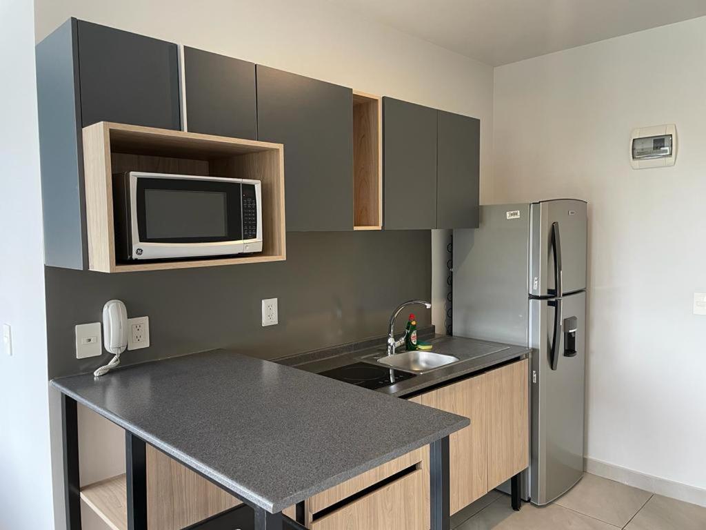 Livup Suites En Zona Iteso Zapopan Luaran gambar