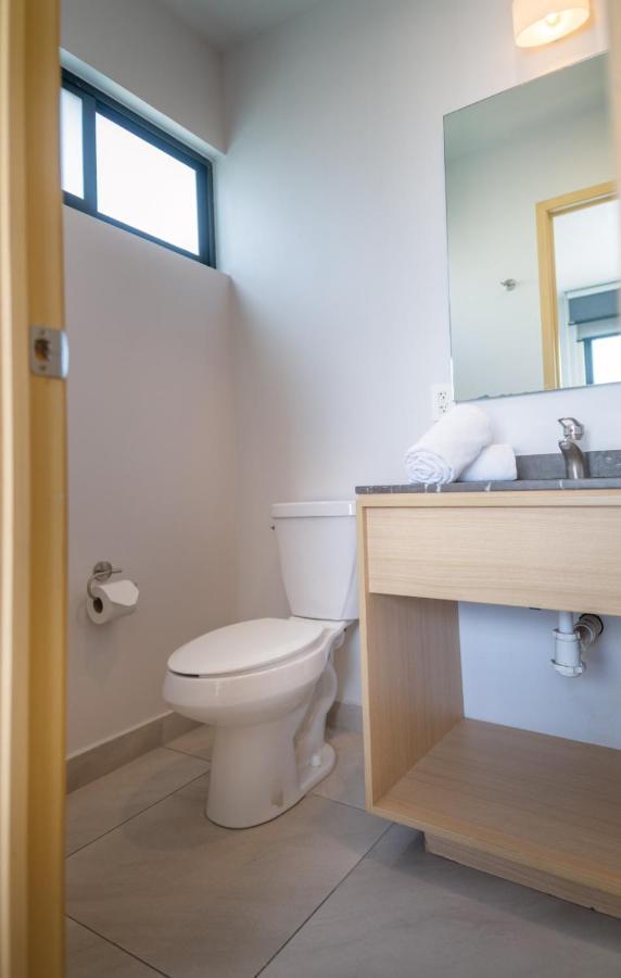 Livup Suites En Zona Iteso Zapopan Luaran gambar